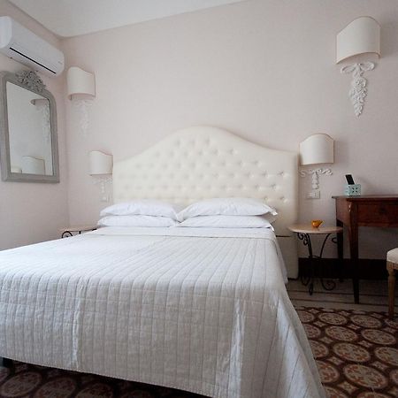 Sveva Rooms Noto Ngoại thất bức ảnh